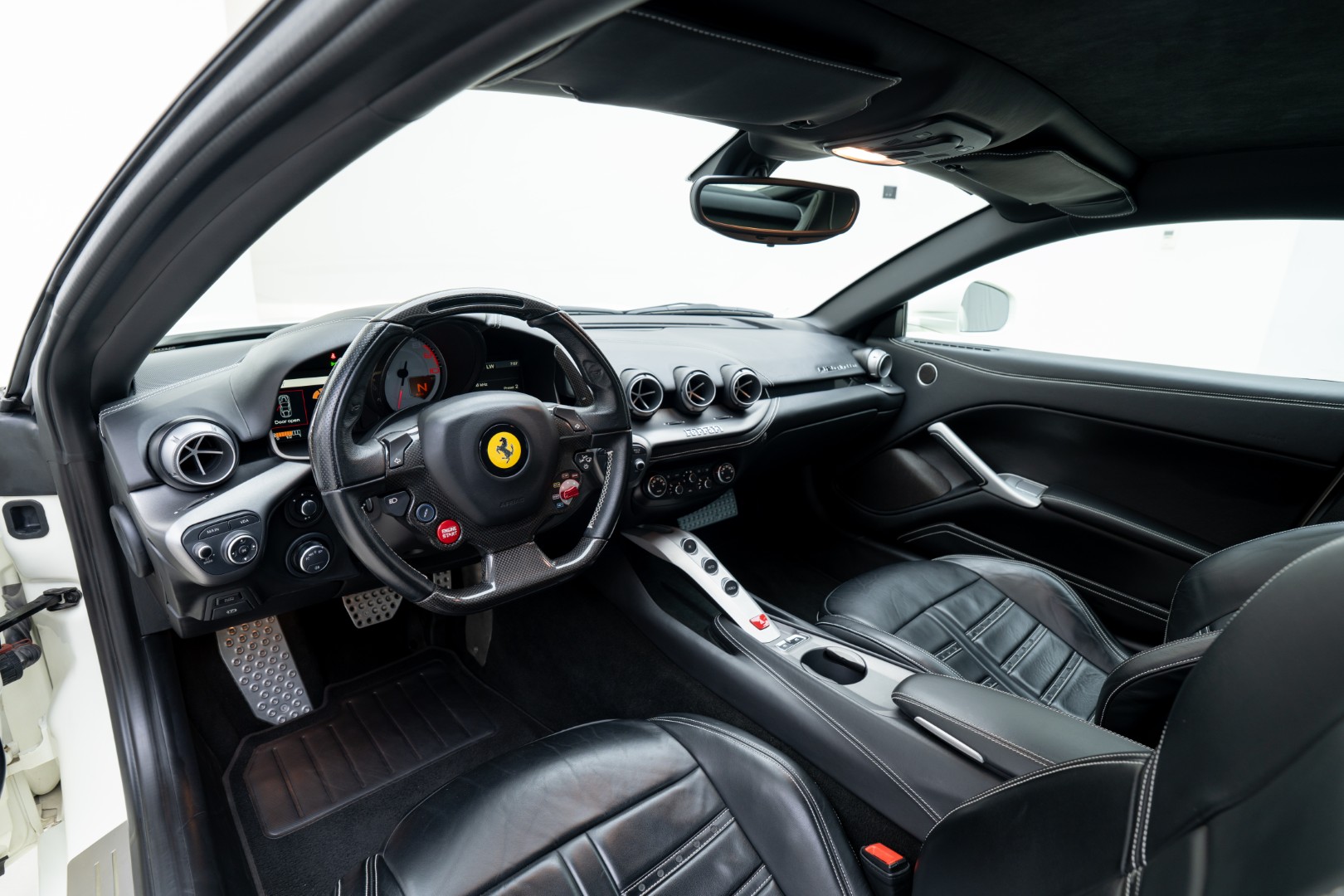 2013 FERRARI F12 BERLINETTA